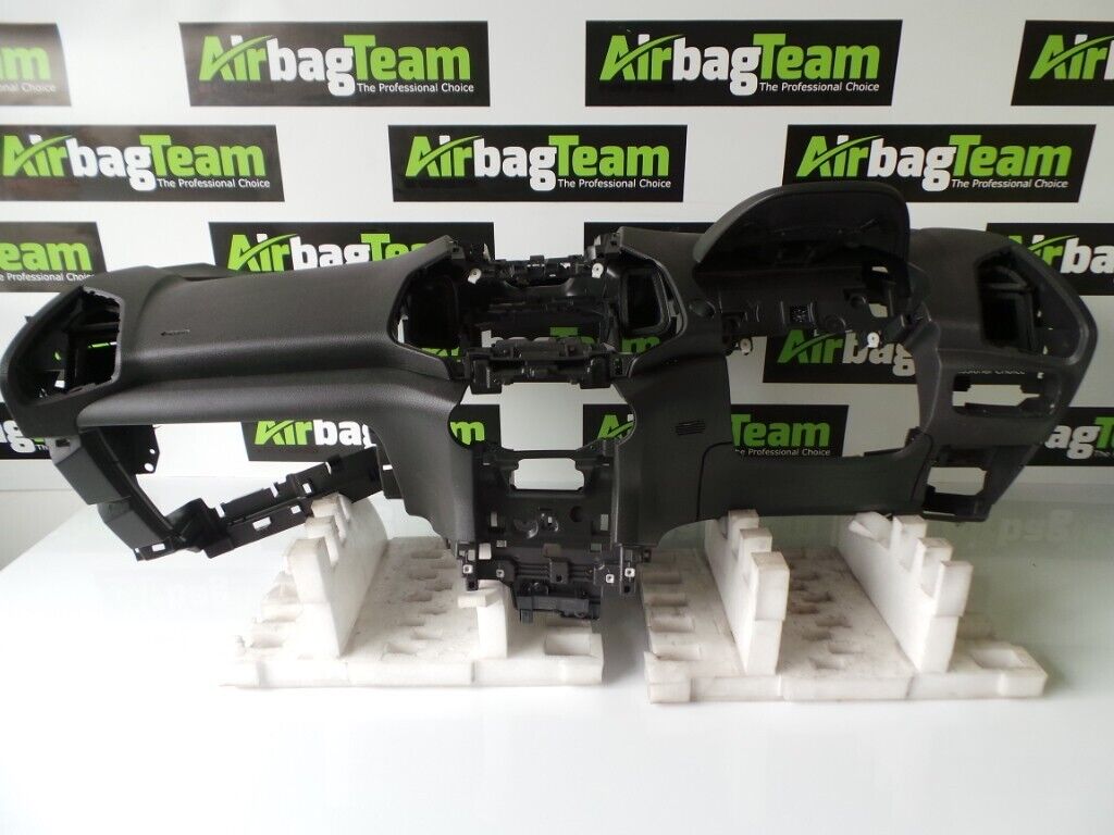 Ford-Ecosport-2014-2017-Dashboard-255869982860