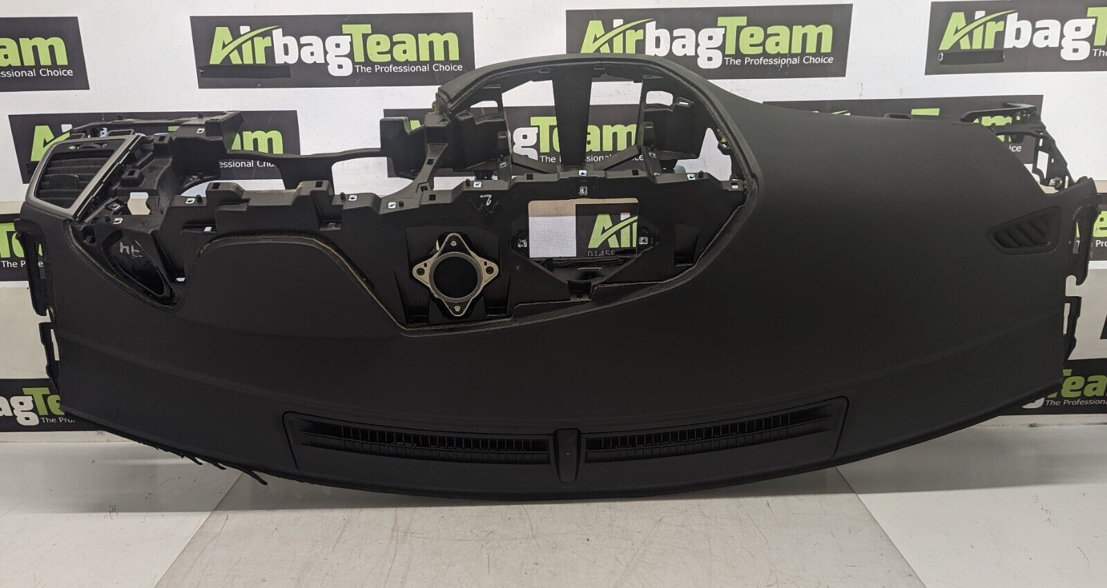 Hyundai-Tucson-2015-2018-Standard-Dashboard-255878469550