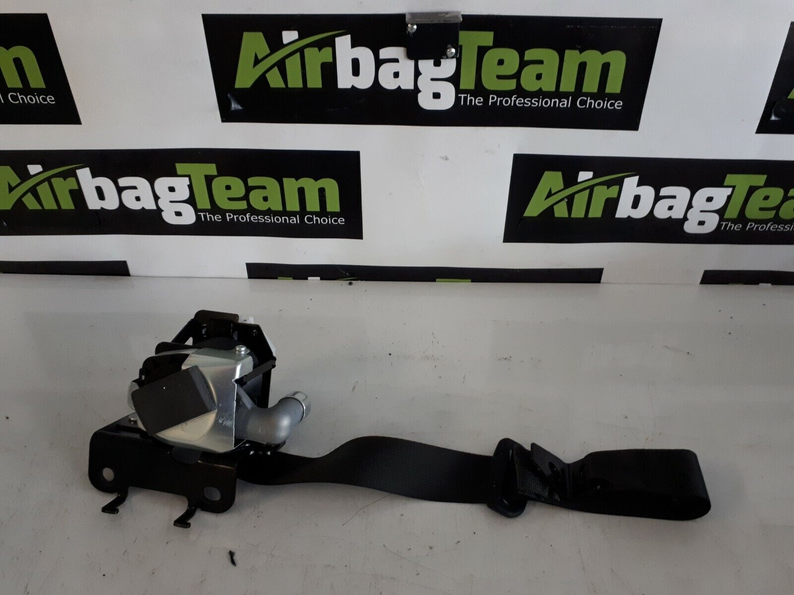 Hyundai-i30-2017-Onwards-Passenger-Side-Rear-Seatbelt-RNS-255787451850