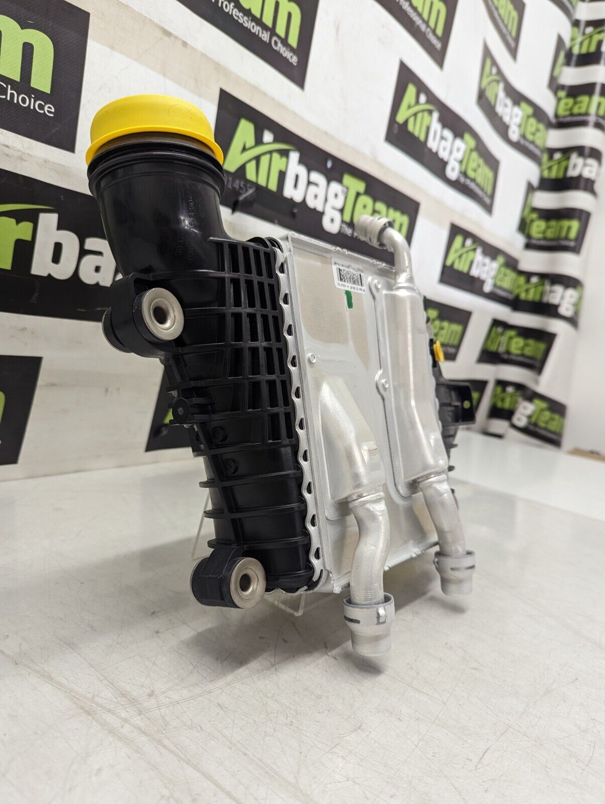 Land-Rover-Range-Rover-Jaguar-20L-Petrol-Intercooler-LR139052-HX73-6K775-AF-256421077450-2