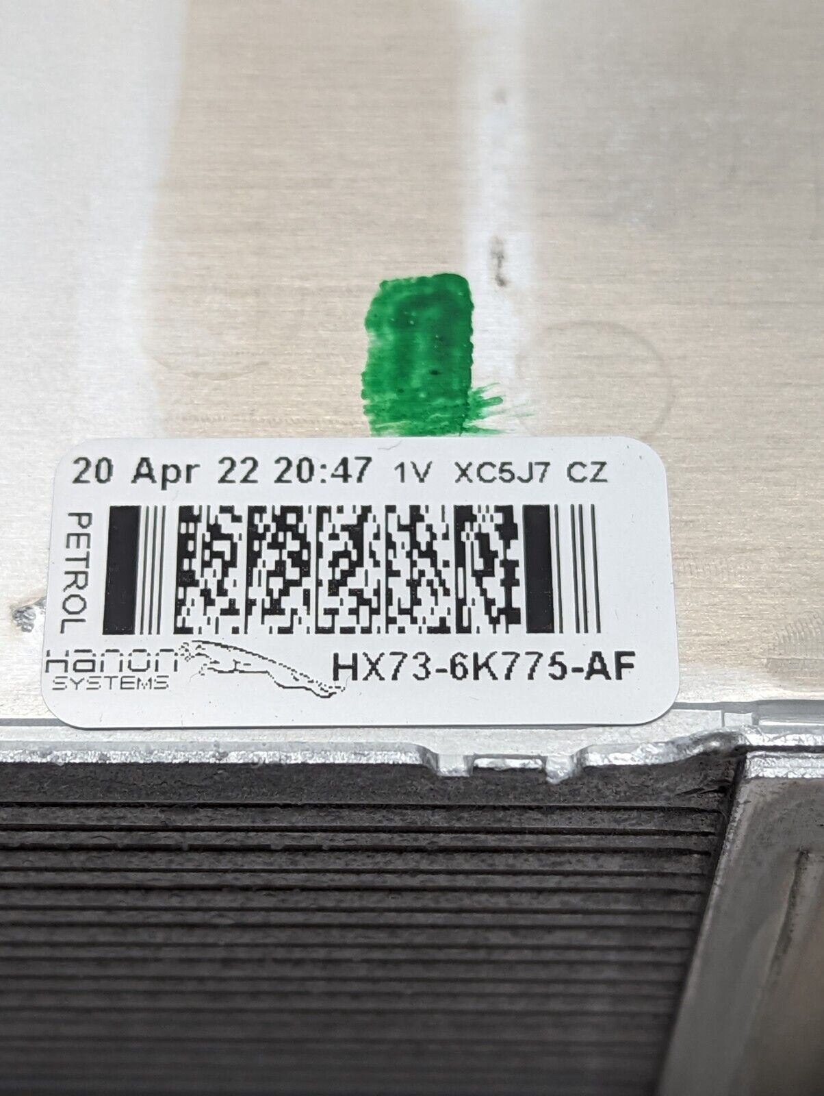 Land-Rover-Range-Rover-Jaguar-20L-Petrol-Intercooler-LR139052-HX73-6K775-AF-256421077450-4