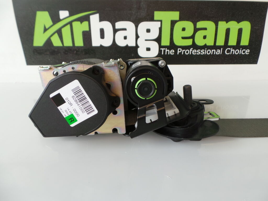 Rolls-Royce-Ghost-2016-Onwards-Driver-Side-SeatBelt-Pre-Tensioner-OS-265921658690-2