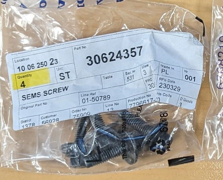 Volvo-Miscellaneous-Flange-Sems-screwsSix-Point-SocketJubilee-ClipPlastic-Nut-256332386190-12