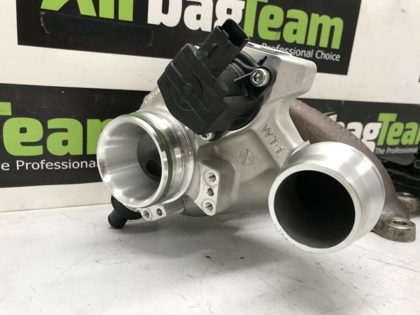 Volvo XC40 2017 - Onwards 2.0 Petrol B4204T6 Turbo Charger 