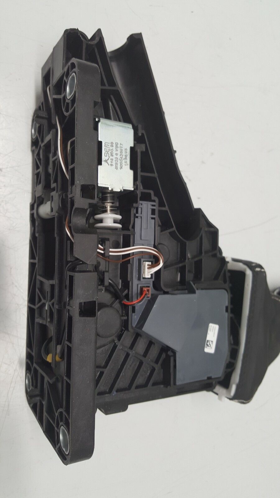 Volvo-XC90-MK2-2016-On-20-Diesel-Automatic-Gear-Shifter-White-Stitch-32240021-255010817360-4