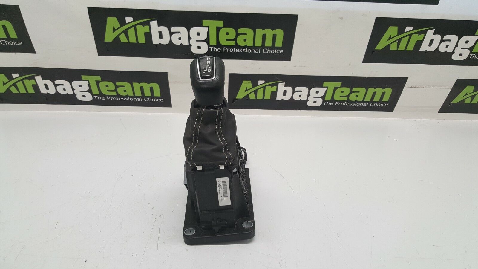 Volvo-XC90-MK2-2016-On-20-Diesel-Automatic-Gear-Shifter-White-Stitch-32240021-255010817360