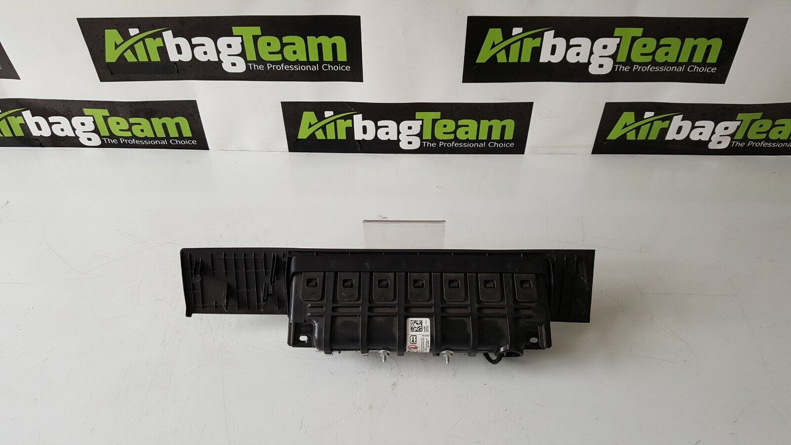 Vauxhall-Ampera-2010-Onwards-Driver-Side-Knee-Airbag-OS-254602628391-2