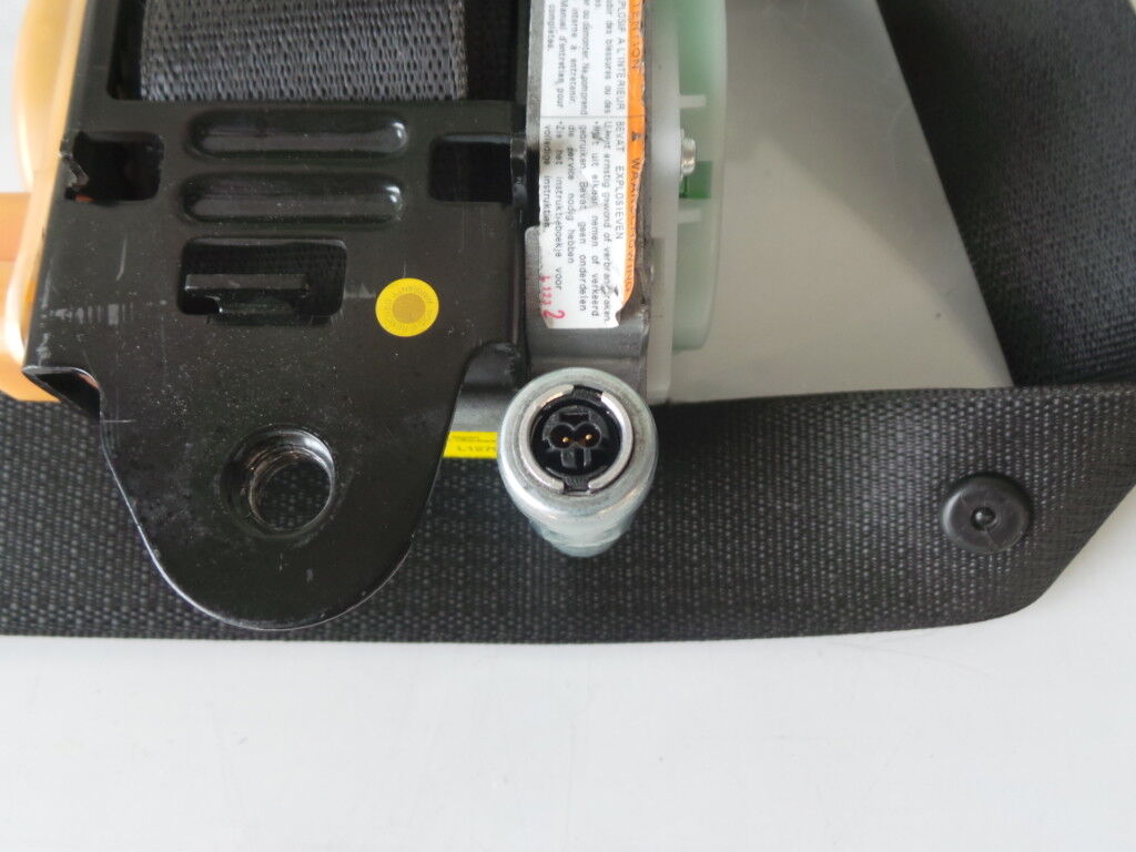 Vauxhall-Insignia-2008-2013-Driver-Side-Front-Seatbelt-Pretensioner-OS-253113026731-2