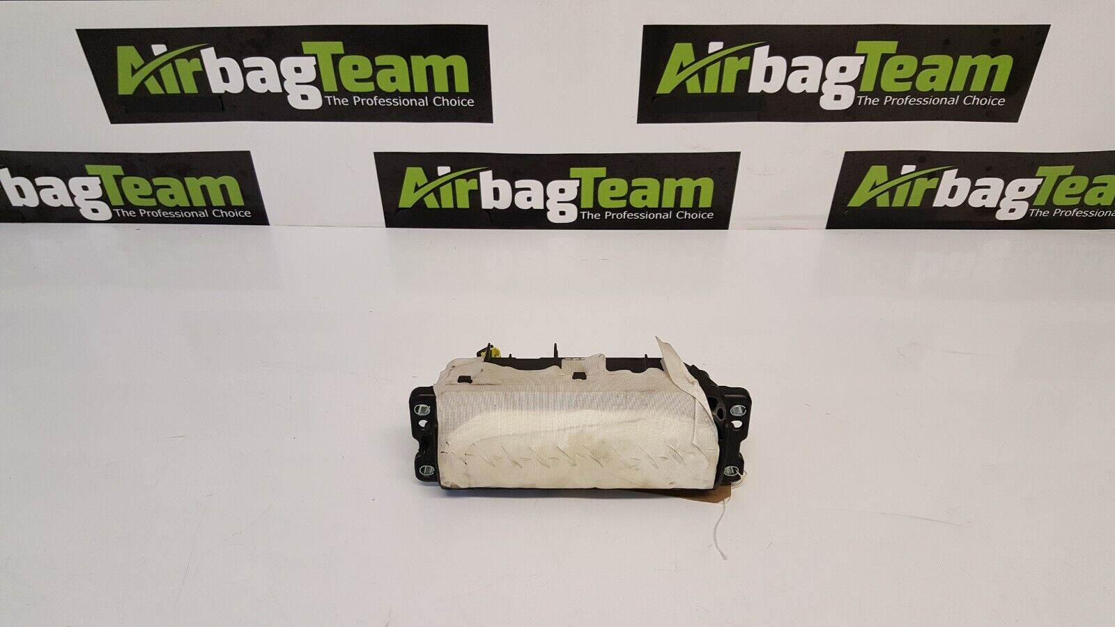 Volkswagen-VW-Passat-B7-NSF-Nearside-Passenger-Front-Airbag-264570022241