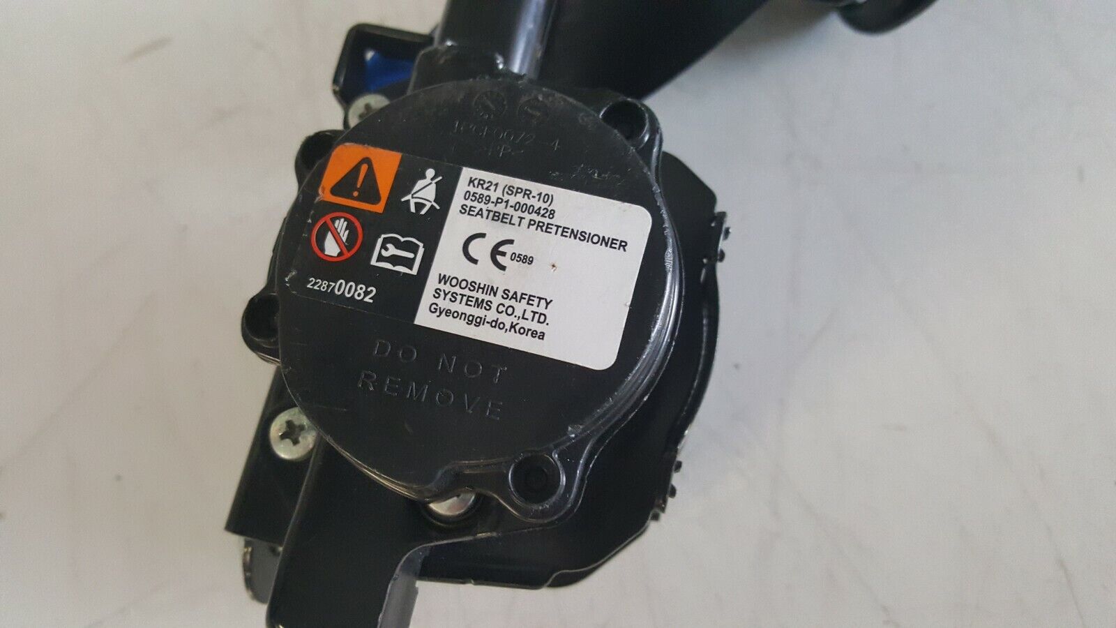 Genuine-Vauxhall-Viva-2015-On-Front-OS-Driver-Side-Seat-Belt-255786221242-3