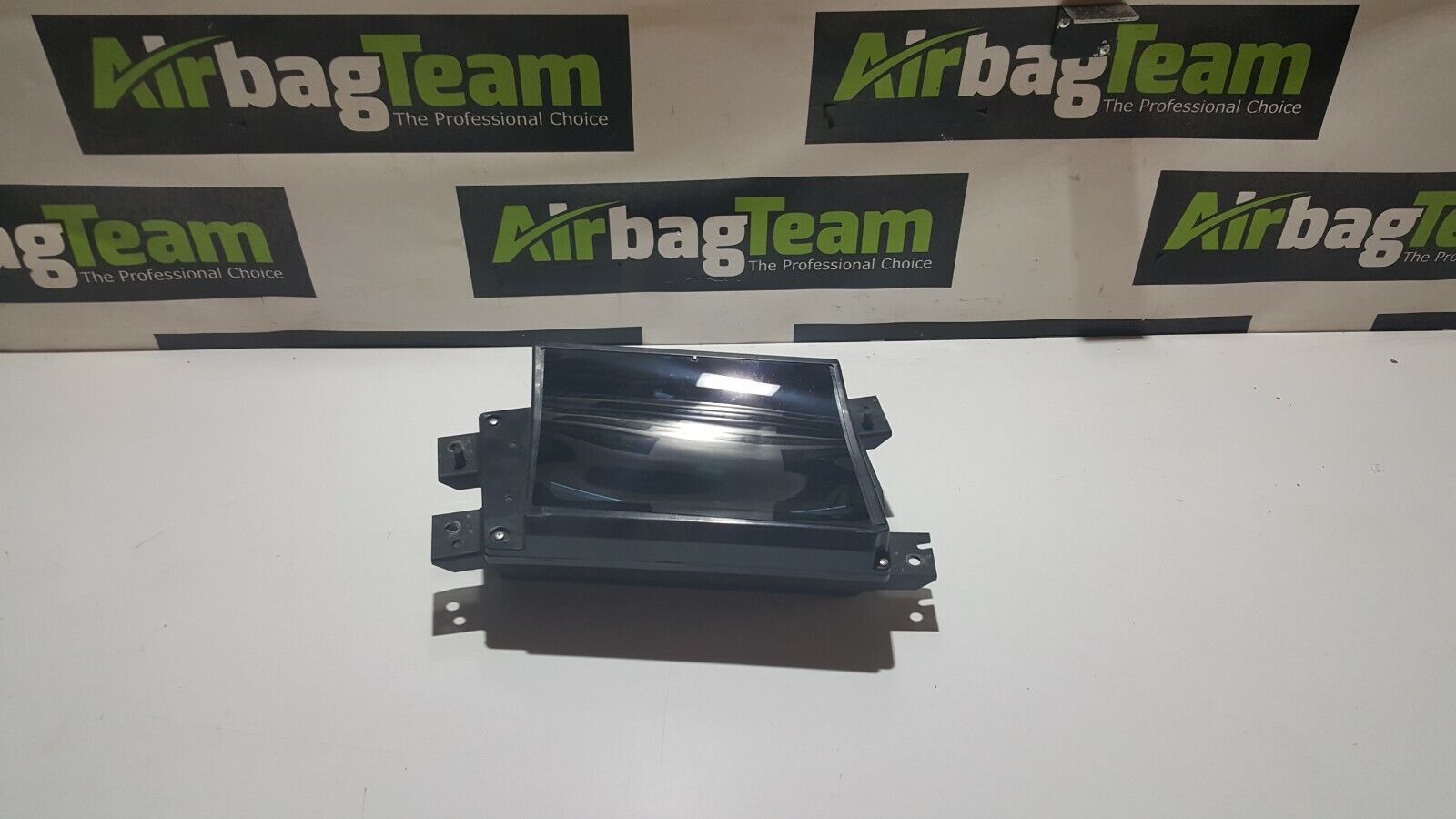 Land-Rover-Range-Rover-Velar-17-On-L560-Head-Up-Display-Screen-J8A219G468-254839552722