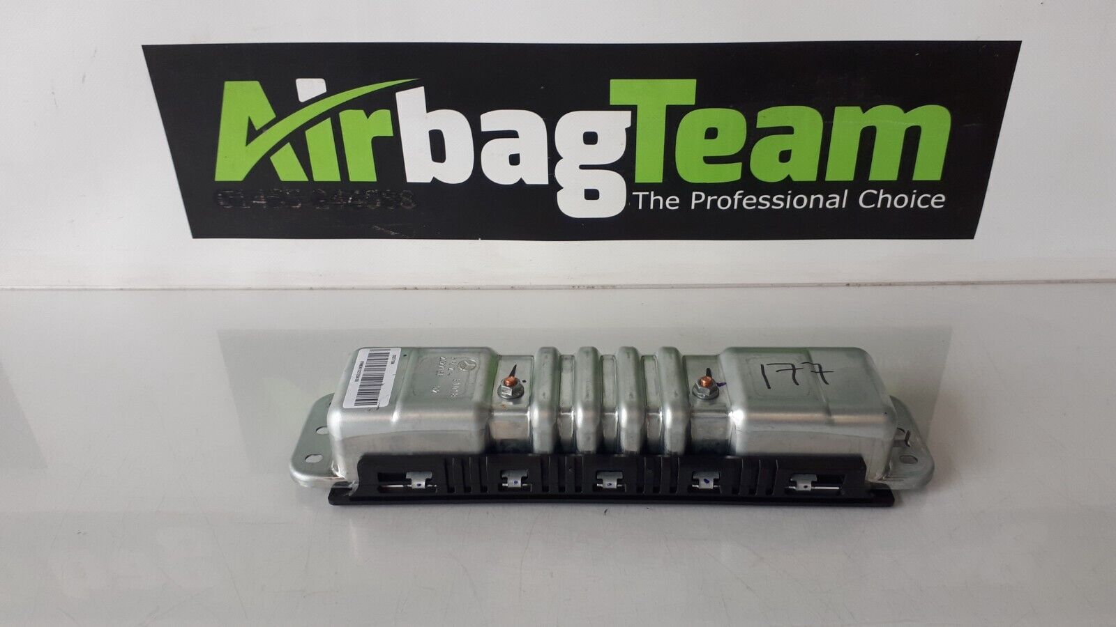 Mercedes-CLA-2019-Onwards-Knee-Airbag-266473651662