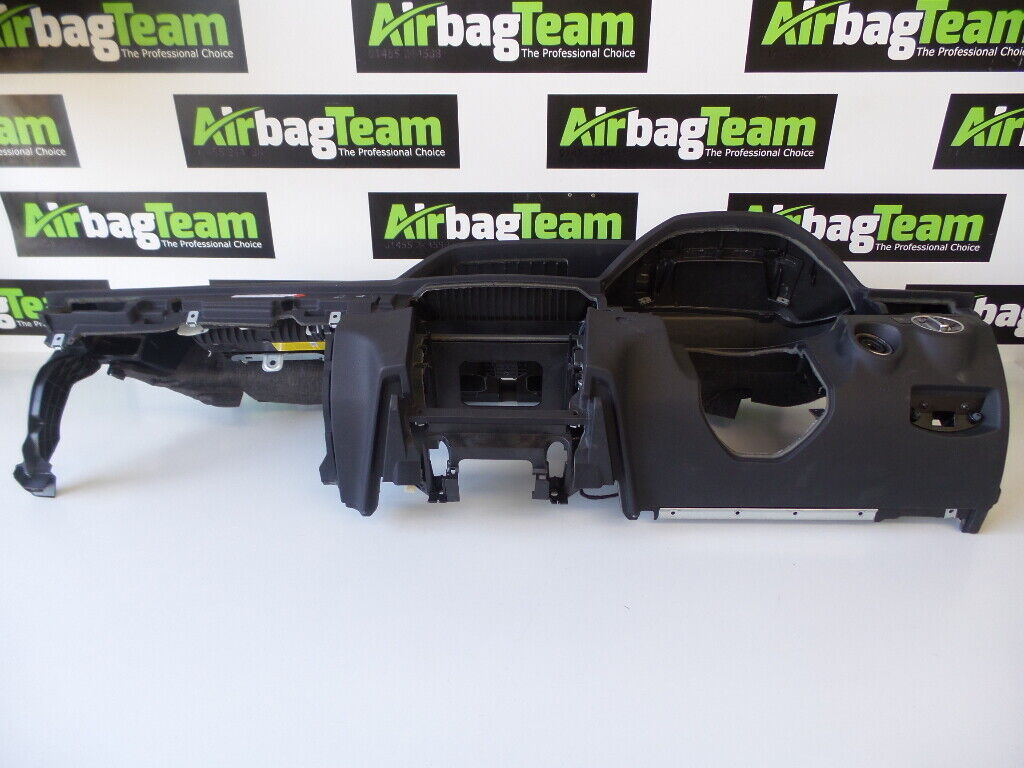 Mercedes-E-Class-W212-Saloon-2014-2016-Dashboard-255591734782