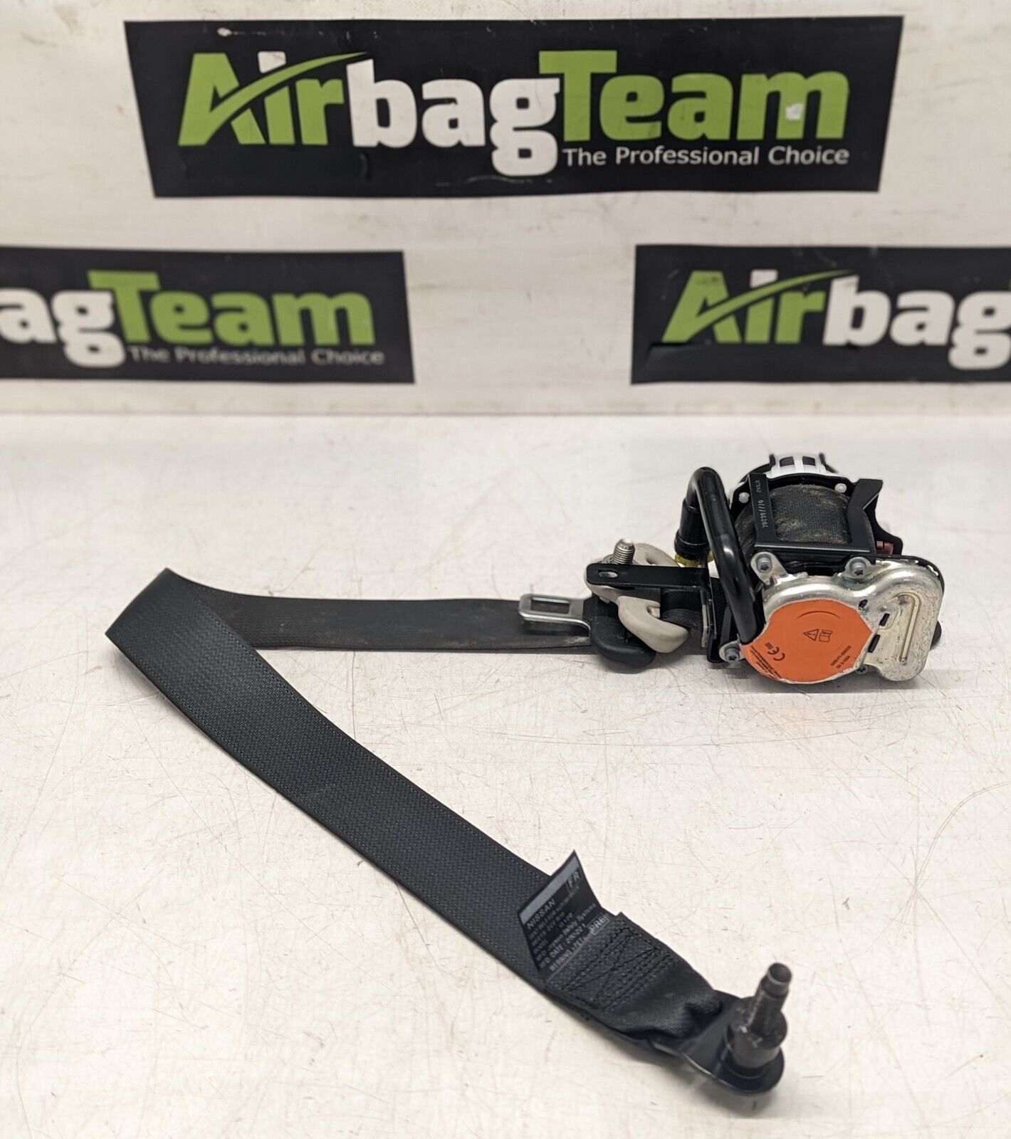 Nissan-Navara-NP300-2015-Onward-OSF-Offside-Driver-Front-Seatbelt-266175054842