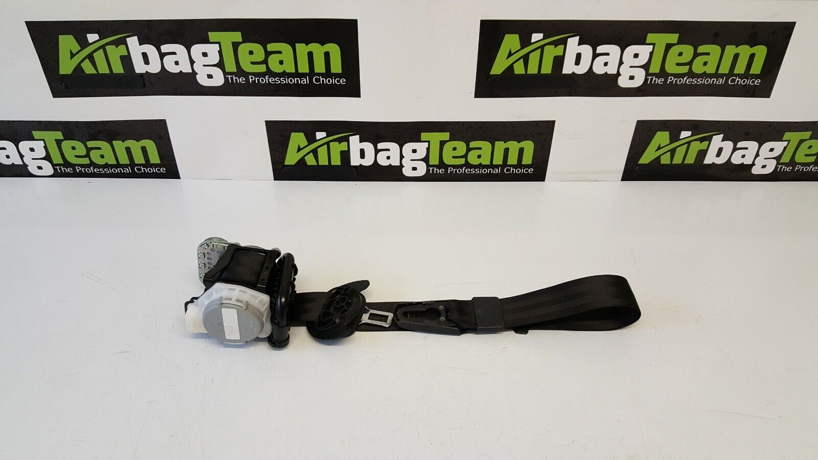 Porsche-Macan-2014-2019-Passenger-Side-Front-Seatbelt-NS-255780646322