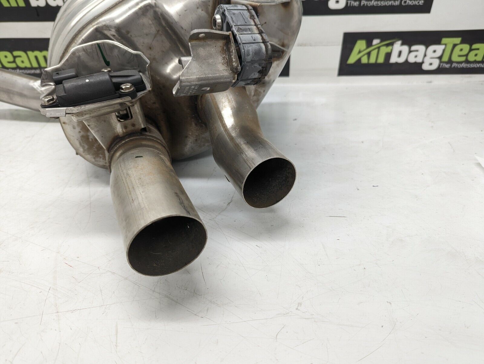 Porsche-Panamera-971-4s-Hybrid-17-Onwards-Complete-OS-Offside-Back-Box-Exhaust-255318540642-3