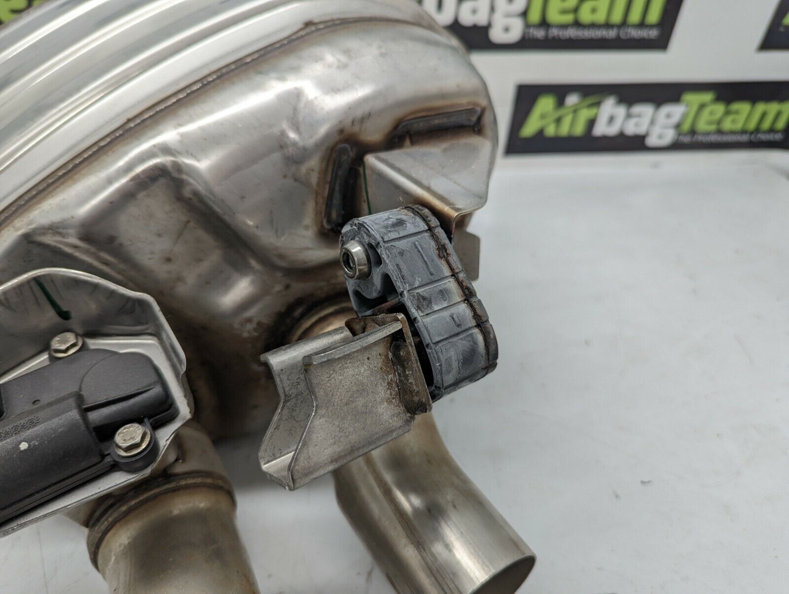 Porsche-Panamera-971-4s-Hybrid-17-Onwards-Complete-OS-Offside-Back-Box-Exhaust-255318540642-4