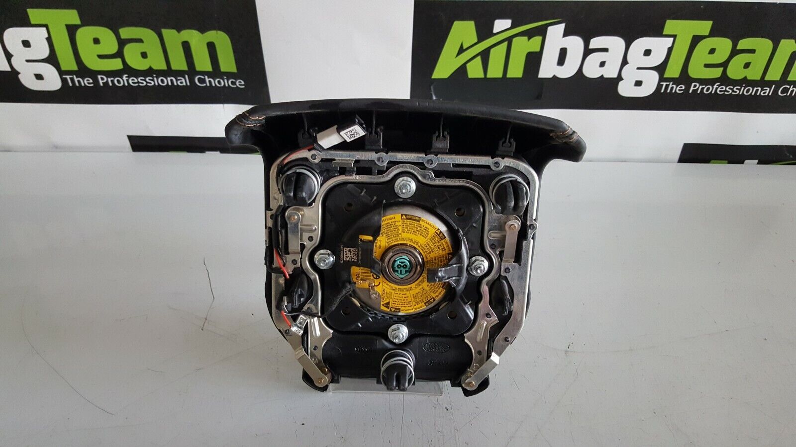 Range-Rover-Sport-L494-2013-2022-Driver-Airbag-Black-Leather-With-Ivory-Stich-264866242482-2