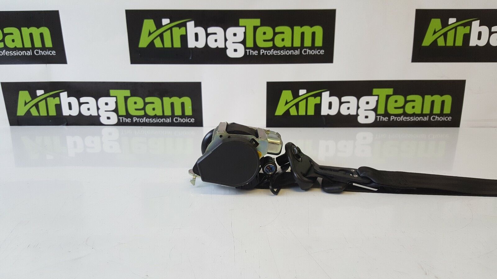 Renault-Clio-2013-2019-NSF-Nearside-Passenger-Front-Seatbelt-265918070602-2