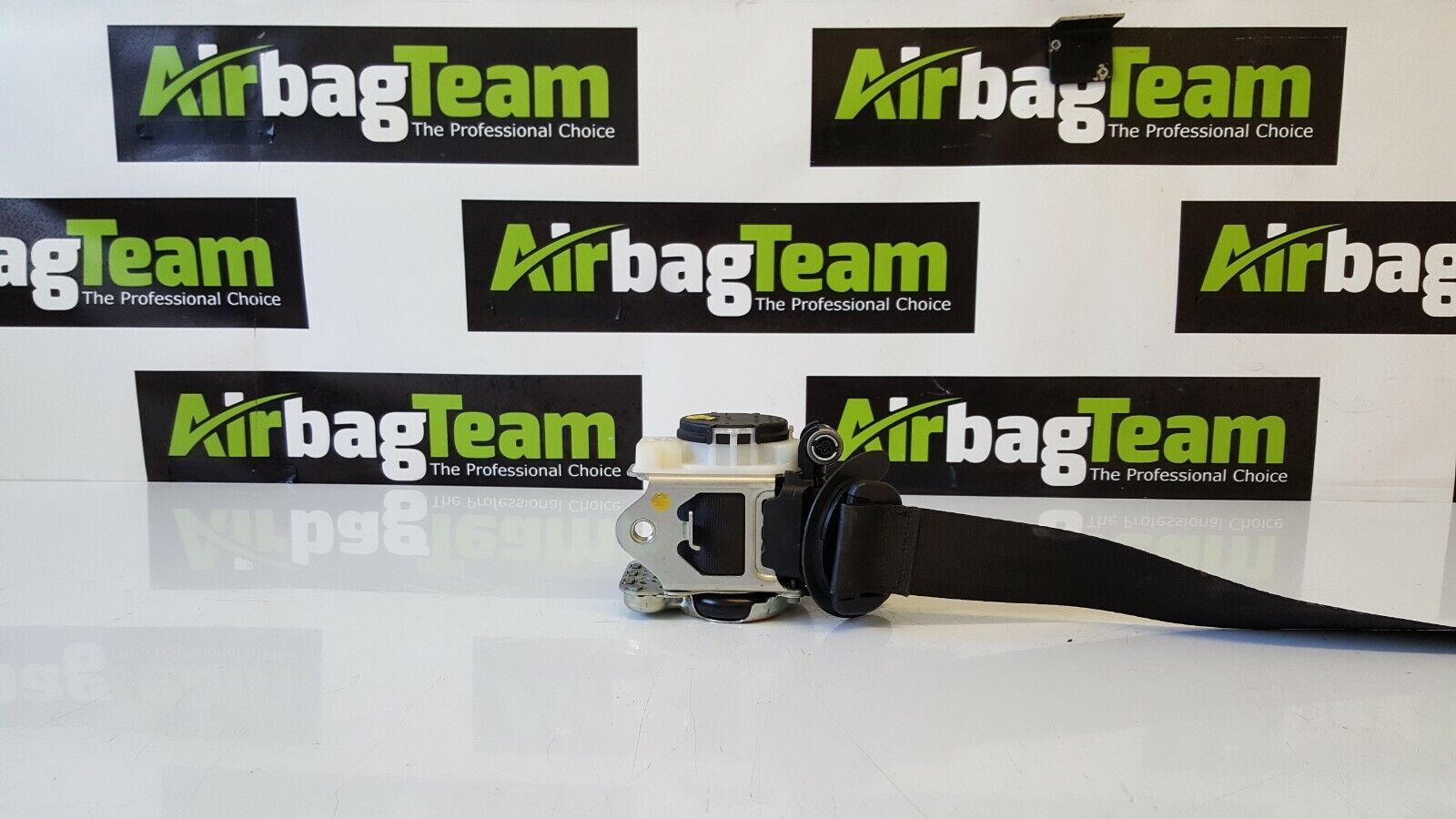 Volkswagen-Crafter-2016-Onwards-Passenger-Side-Seatbelt-NS-254545964072-2