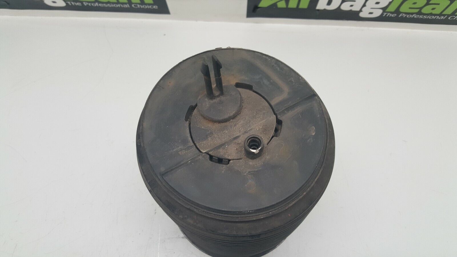 Volvo-XC90-16-On-NSR-Nearside-Passenger-Rear-Suspension-Strut-Spring-32246194-255004005822-2