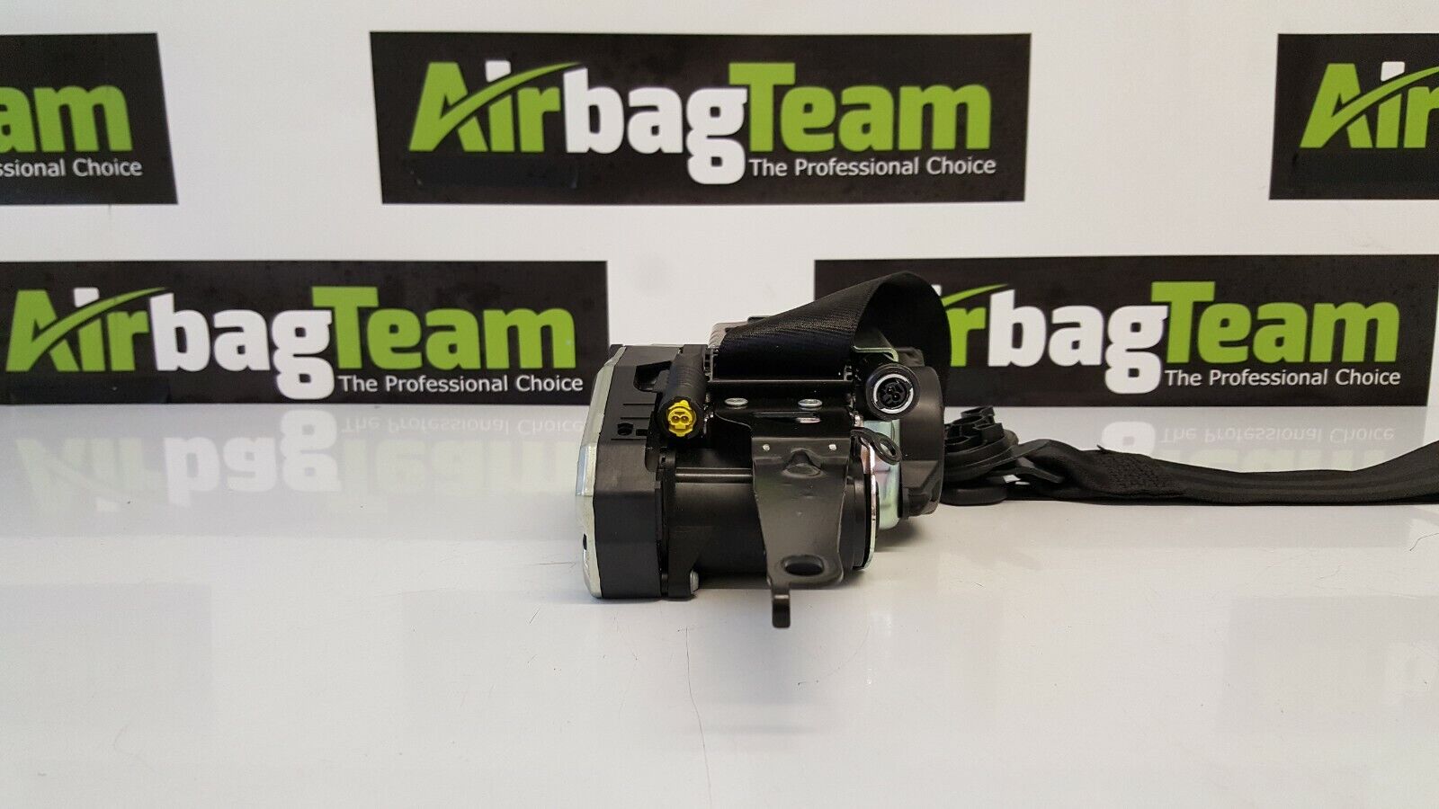 Audi-A7-2010-2018-Driver-Side-Front-Seatbelt-OS-Extra-Safety-265923650153-2