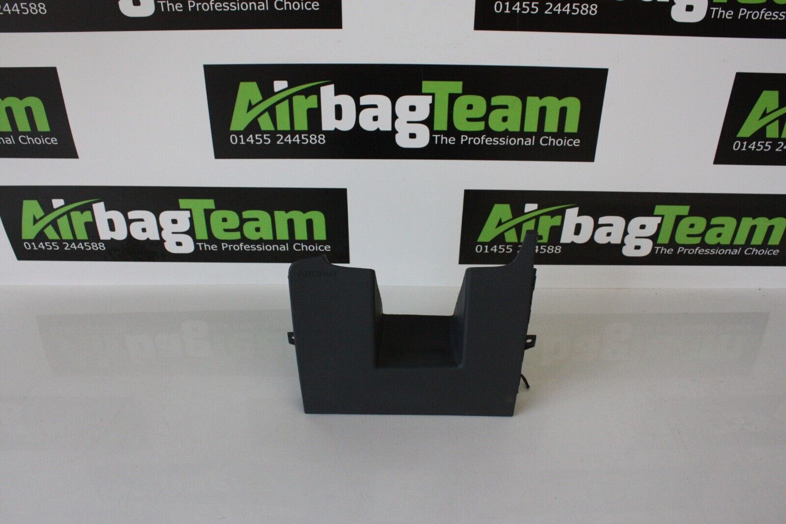 Ford-Ranger-T6-Pre-Facelift-Knee-Airbag-255870319023