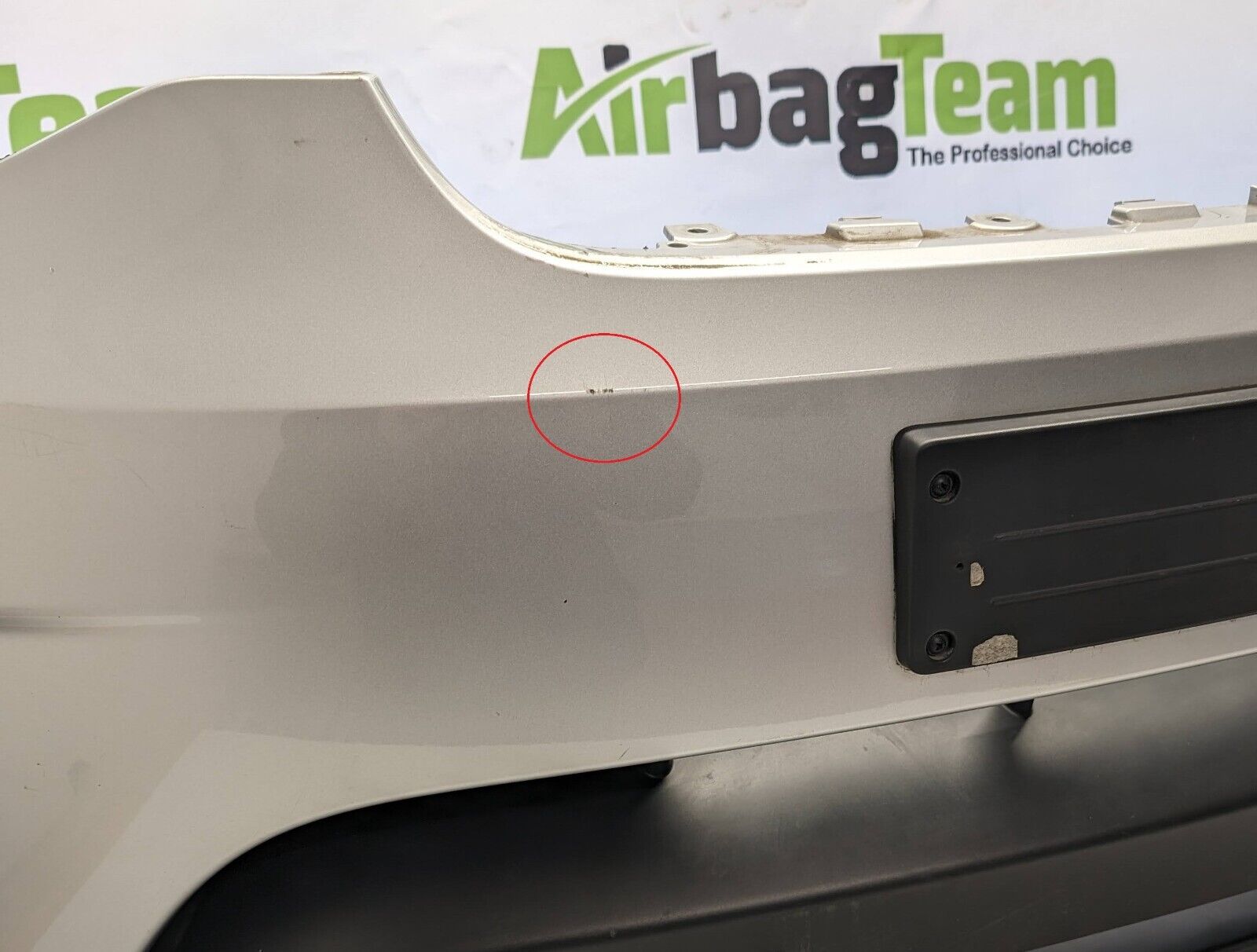 Land-Rover-Discovery-L462-17-On-Indus-Silver-Front-Bumper-HY32-17F003-AAWBAW-256321043183-6