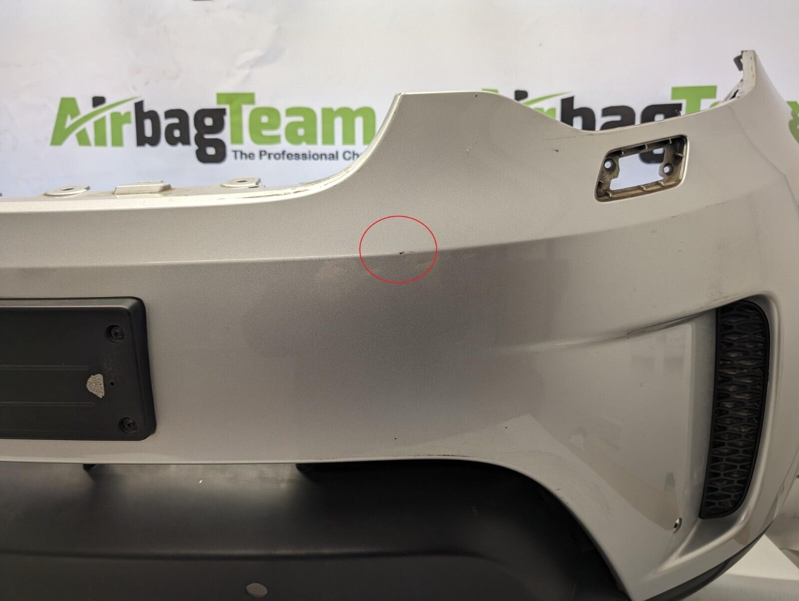 Land-Rover-Discovery-L462-17-On-Indus-Silver-Front-Bumper-HY32-17F003-AAWBAW-256321043183-7