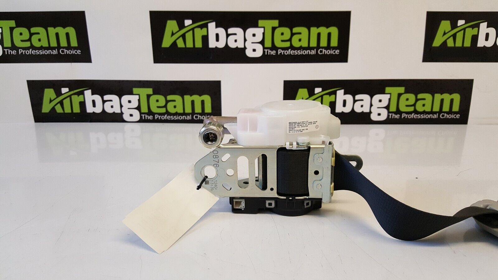 Lexus-GS500-2016-Onwards-Driver-Side-Front-Seatbelt-OS-255780646343-2