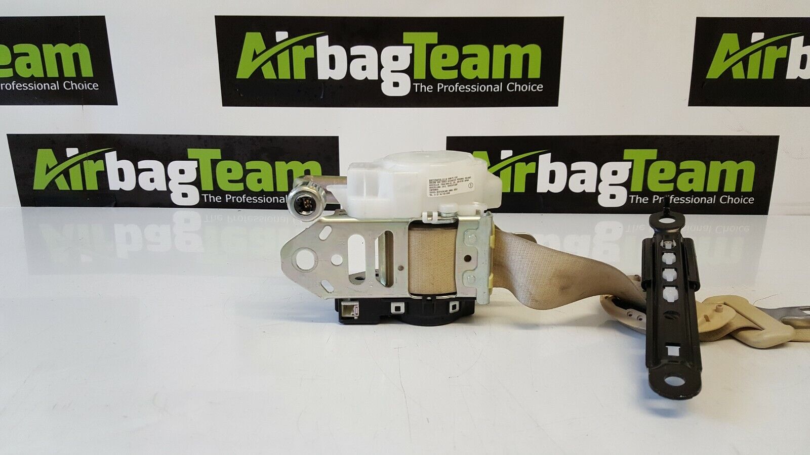 Lexus-GS500-2016-Onwards-Passenger-Side-Front-Seatbelt-NS-255780646333-2