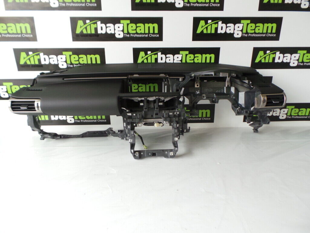 Lexus-IS300H-2013-2019-Dashboard-255591774173