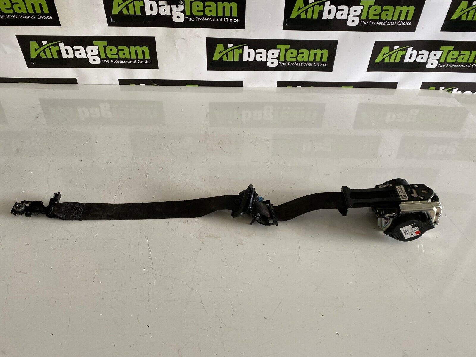 Volvo-S60-V60-2019-Onwards-NSF-Nearside-Passenger-Front-Seatbelt-264738294813