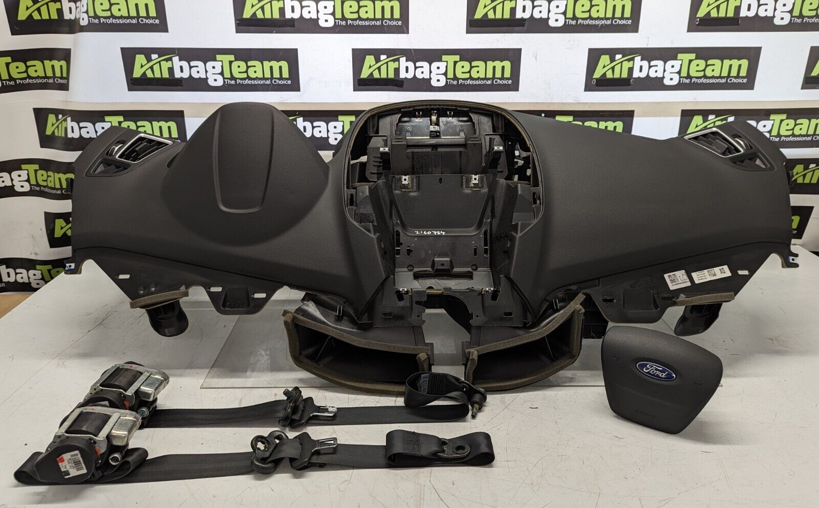 Ford-Kuga-2017-2020-Airbag-Kit-Driver-Passenger-Dashboard-Seatbelts-ECU-255711253414