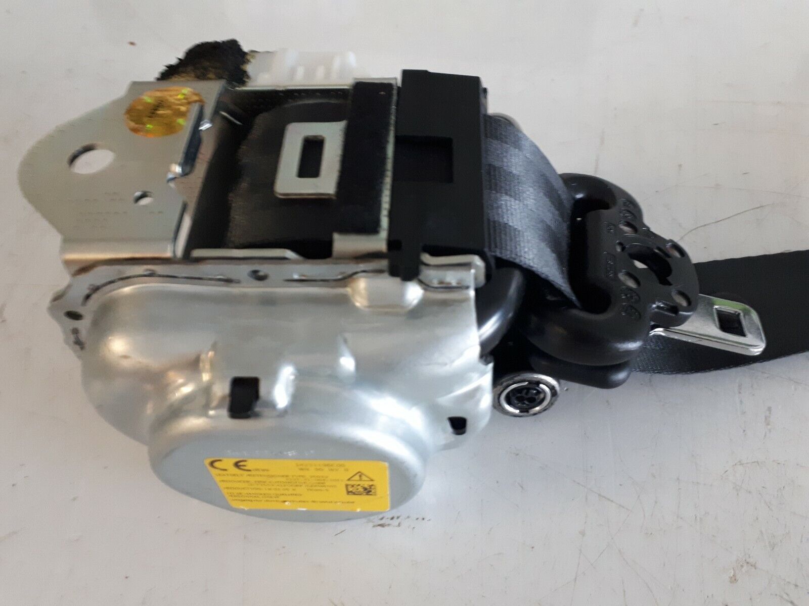 Jaguar-I-Pace-2018-Onwards-Driver-Side-Rear-Seatbelt-ROS-255787451854-2