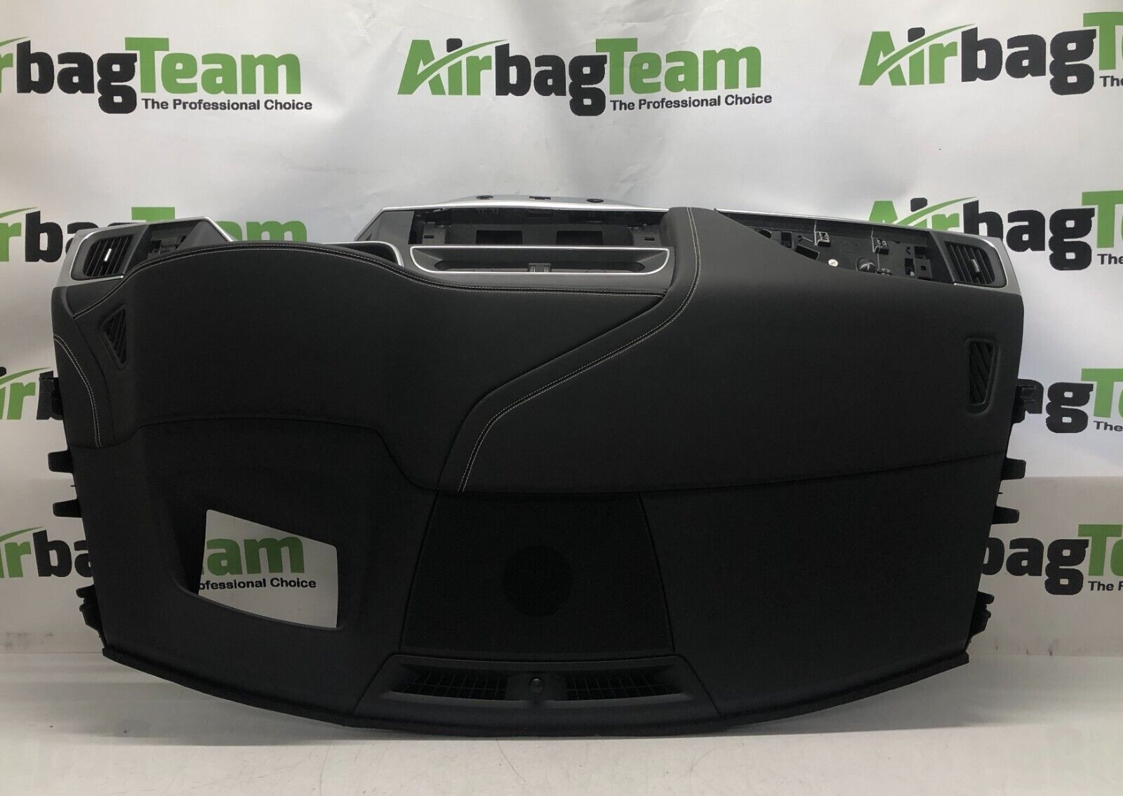 Jaguar-I-Pace-2018-Onwards-Stitch-Dashboard-256566630344