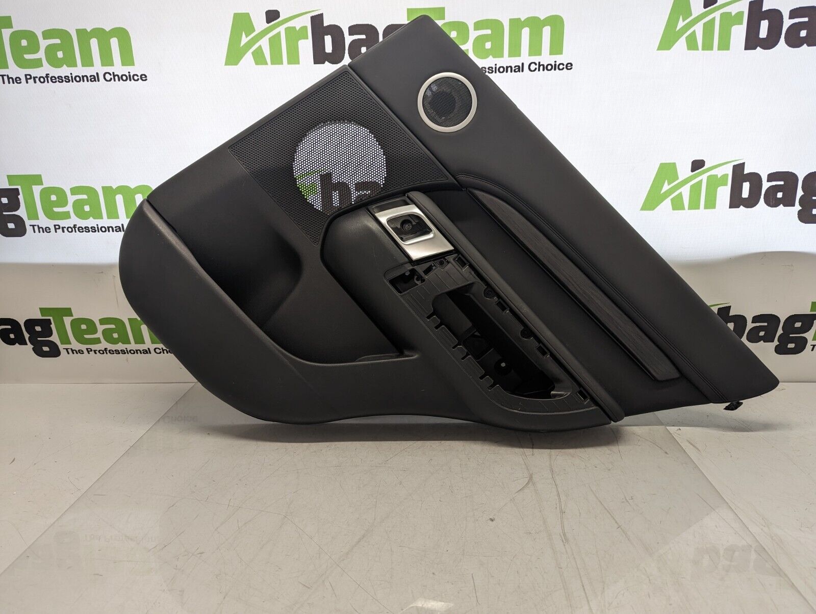 Land-Rover-Discovery-L462-2017-Onwards-OSR-Offside-Driver-Rear-Door-Card-256101364284