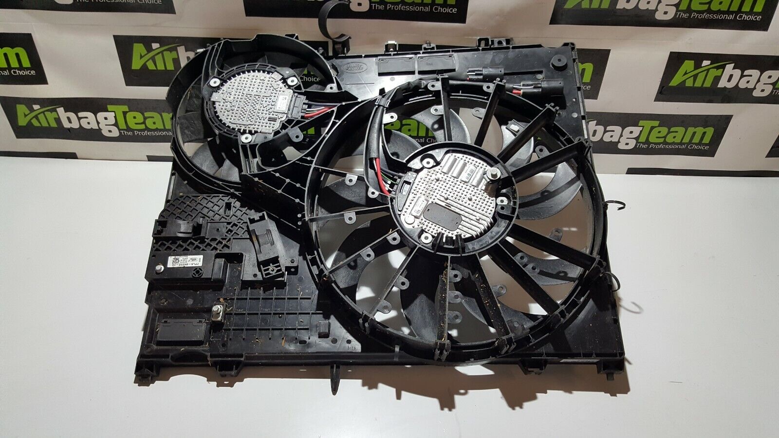 Land-Rover-Discovery-L462-Range-Rover-L405-30D-2017-Onwards-Radiator-Fan-254807692834