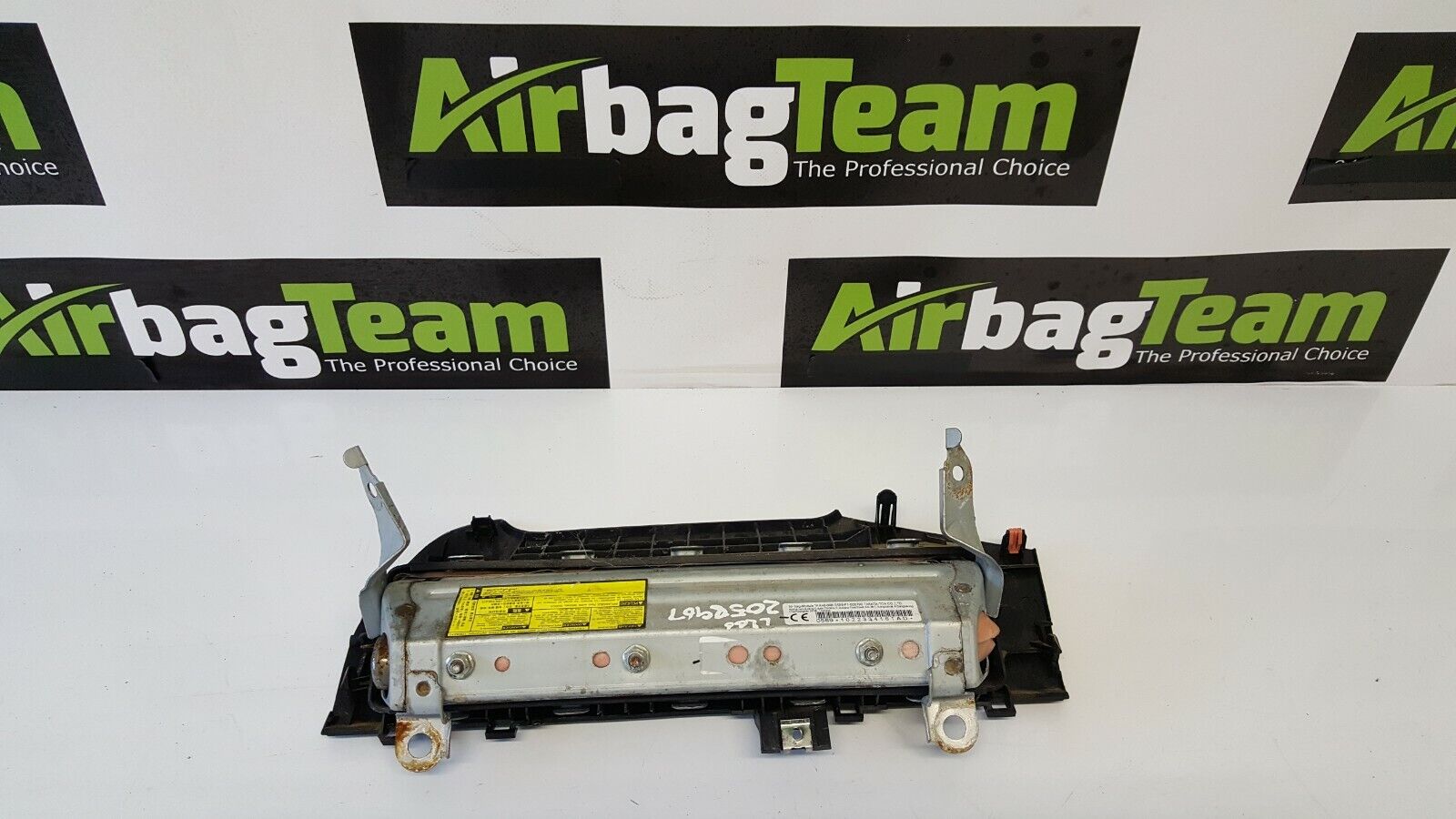 Toyota-Hilux-2016-Onward-Knee-Airbag-264845190054-2