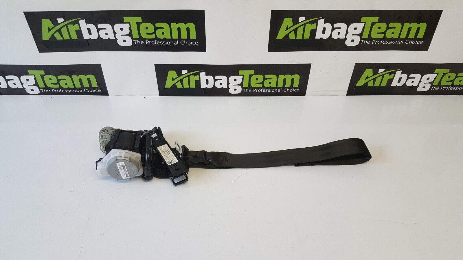 Volkswagen-Crafter-2017-Onwards-OSF-Offside-Driver-Front-Seatbelt-266394267234