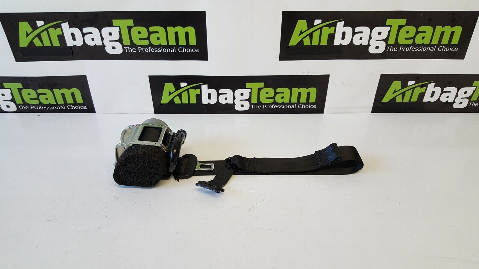 Volkswagen-Passat-2015-2017-OSR-Offside-Driver-Rear-Seatbelt-265947548984