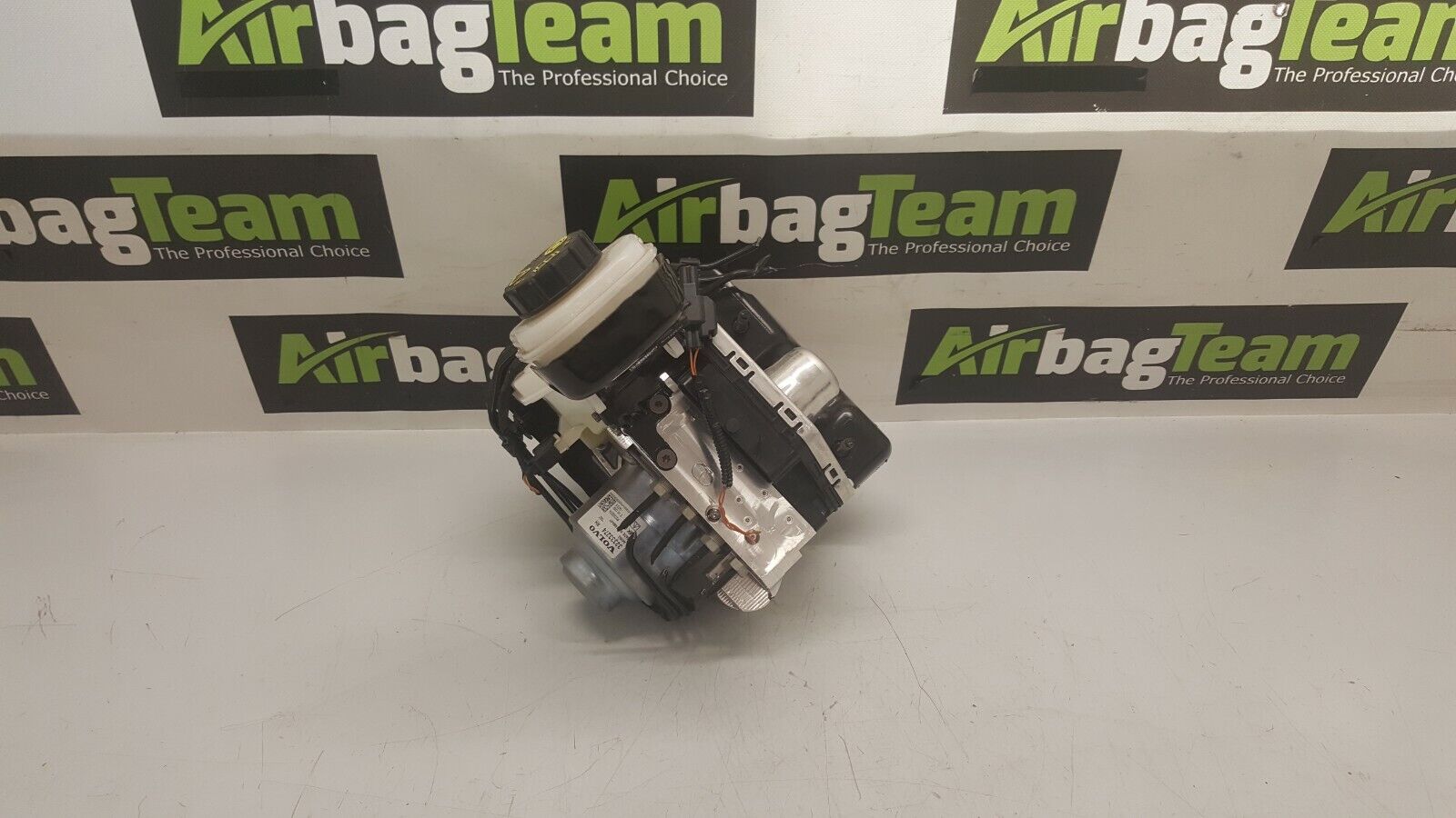 Volvo XC40 1.5 Hybrid 2018 On Brake Servo and Abs Pump