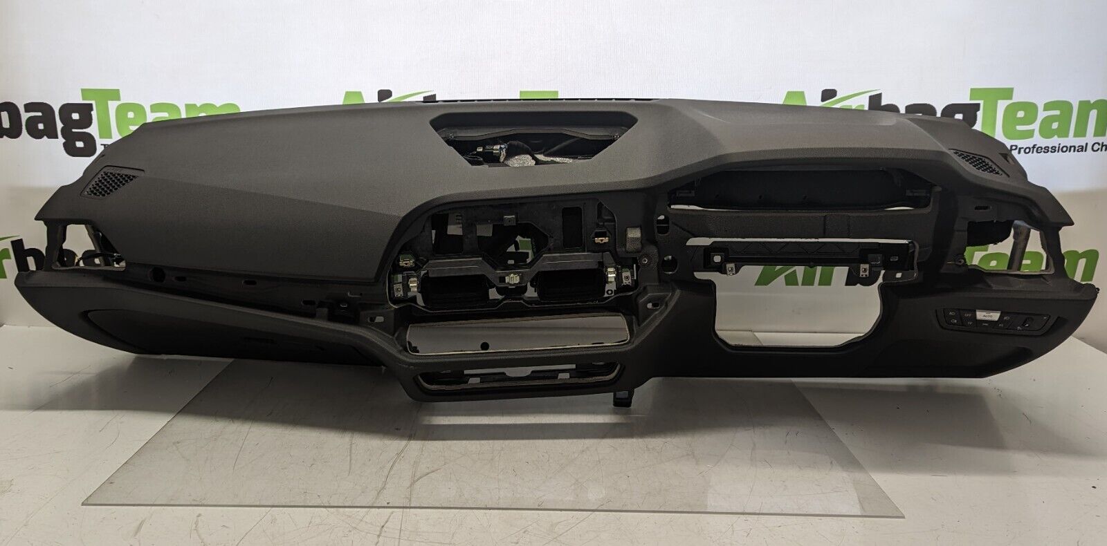 BMW-3-Series-G20-2019-Onwards-Dashboard-266021050895