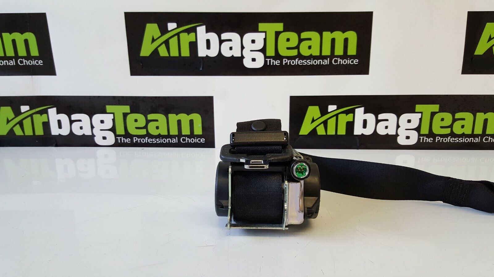 BMW-i8-2013-Onwards-Driver-Side-Front-Seatbelt-OS-255764282215-2