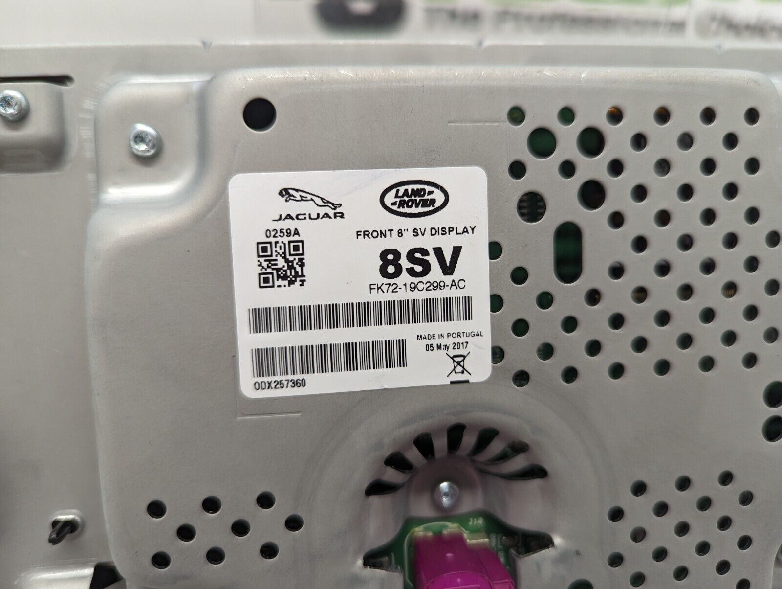 Land-Rover-Discovery-Sport-2014-On-Navigation-Display-Screen-FK7219C299AC-256138924565-4