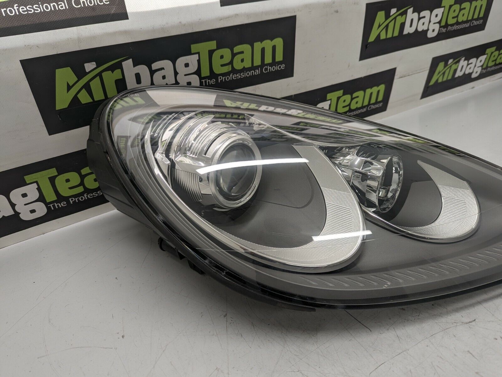 Porsche-Cayenne-958-92A-2011-2018-OS-Offside-Driver-Xenon-Headlight-7P5941030CF-255440796975-2