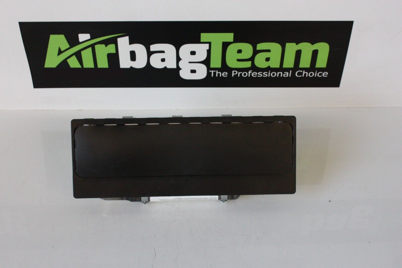 Volkswagen-VW-Arteon-2017-Onwards-Knee-Airbag-266160254335