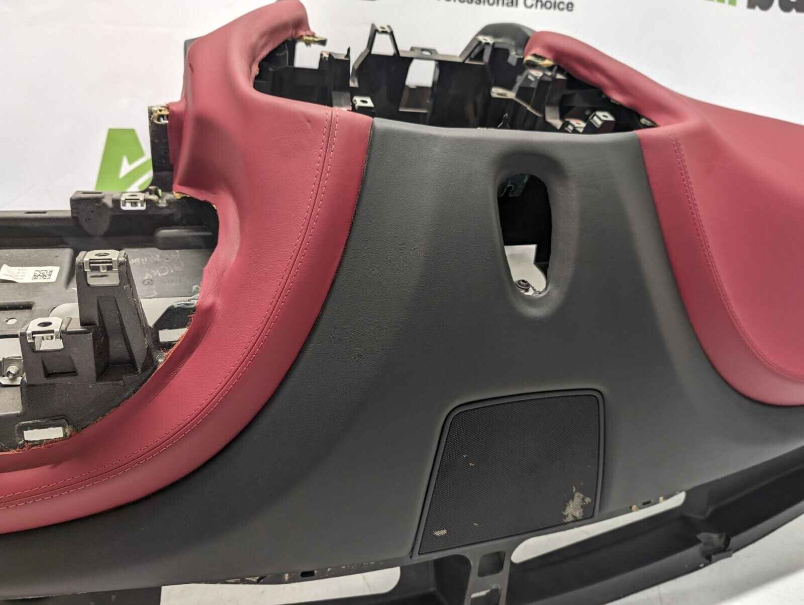 Maserati-Ghibli-2013-Onwards-Black-And-Red-Leather-Dashboard-256393574466-3