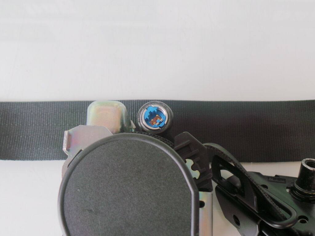 Renault-Captur-2013-2019-NSR-Nearside-Passenger-Rear-Seatbelt-265992500896-2