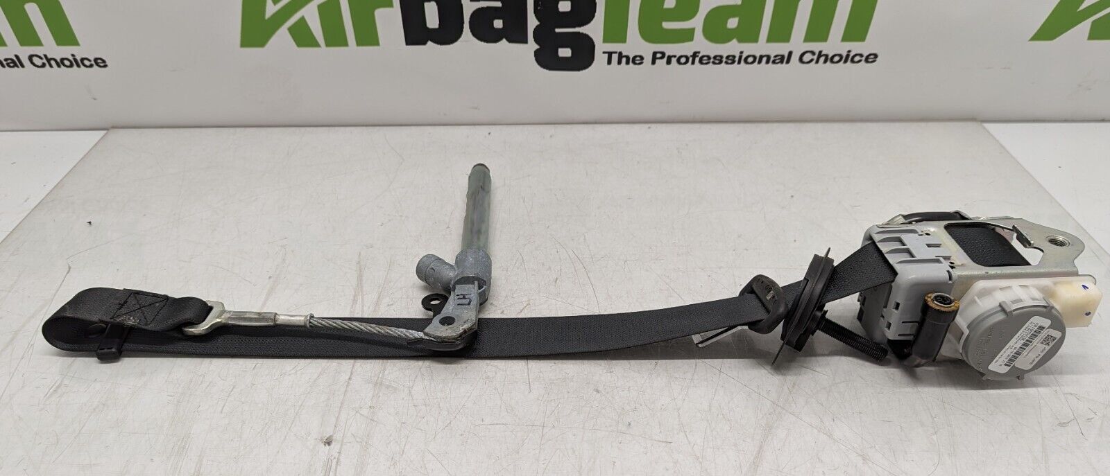 Aston-Martin-DBX-2020-On-Airbag-Kit-Driver-Passenger-Dashboard-Seatbelt-Repair-256025111647-10